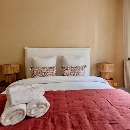 Appartamento 8 - Opera - Rue Constantinople - Duplex 8 Pieces Parigi